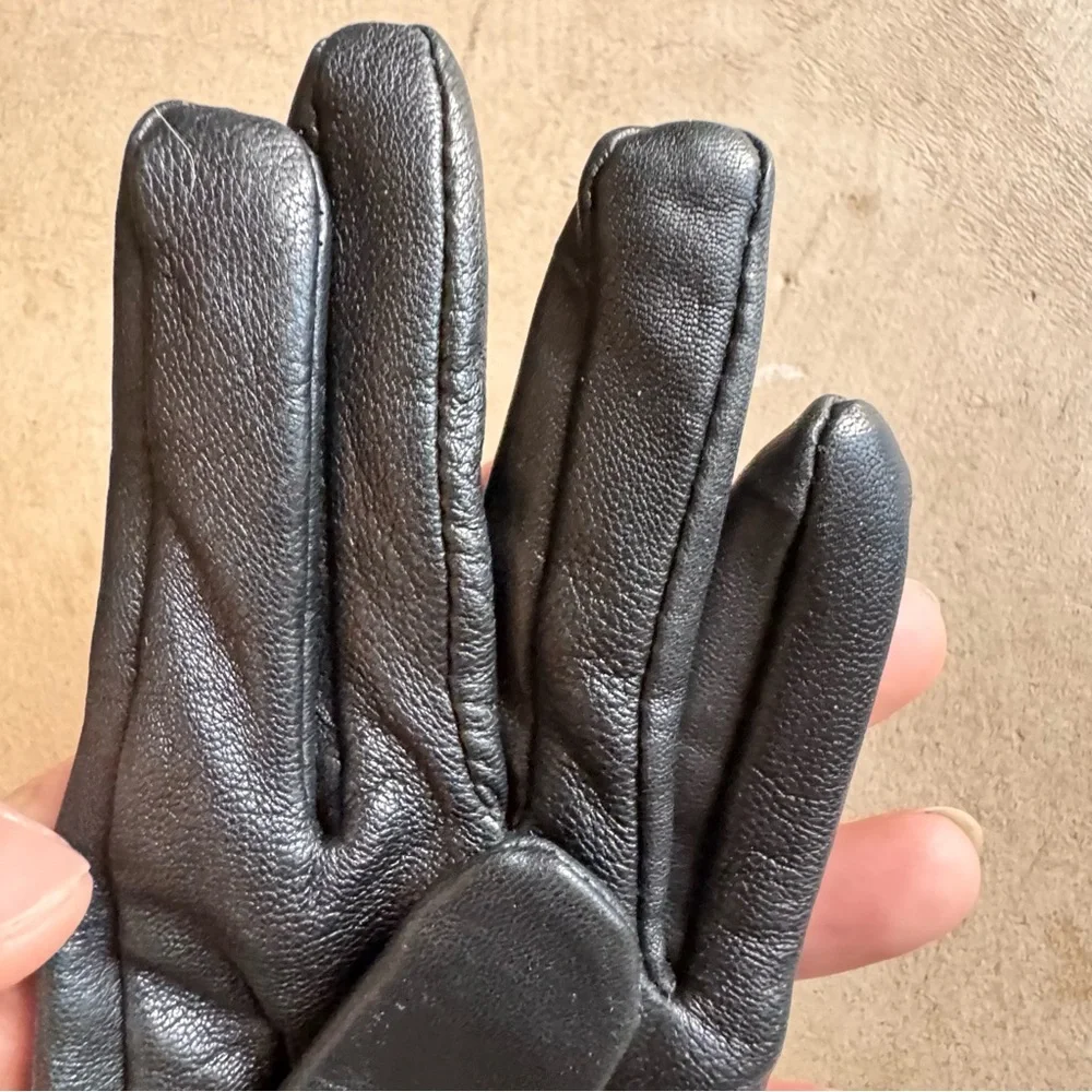 Amicale Cashmere Black Leather Gloves with Bows Very Small Petite